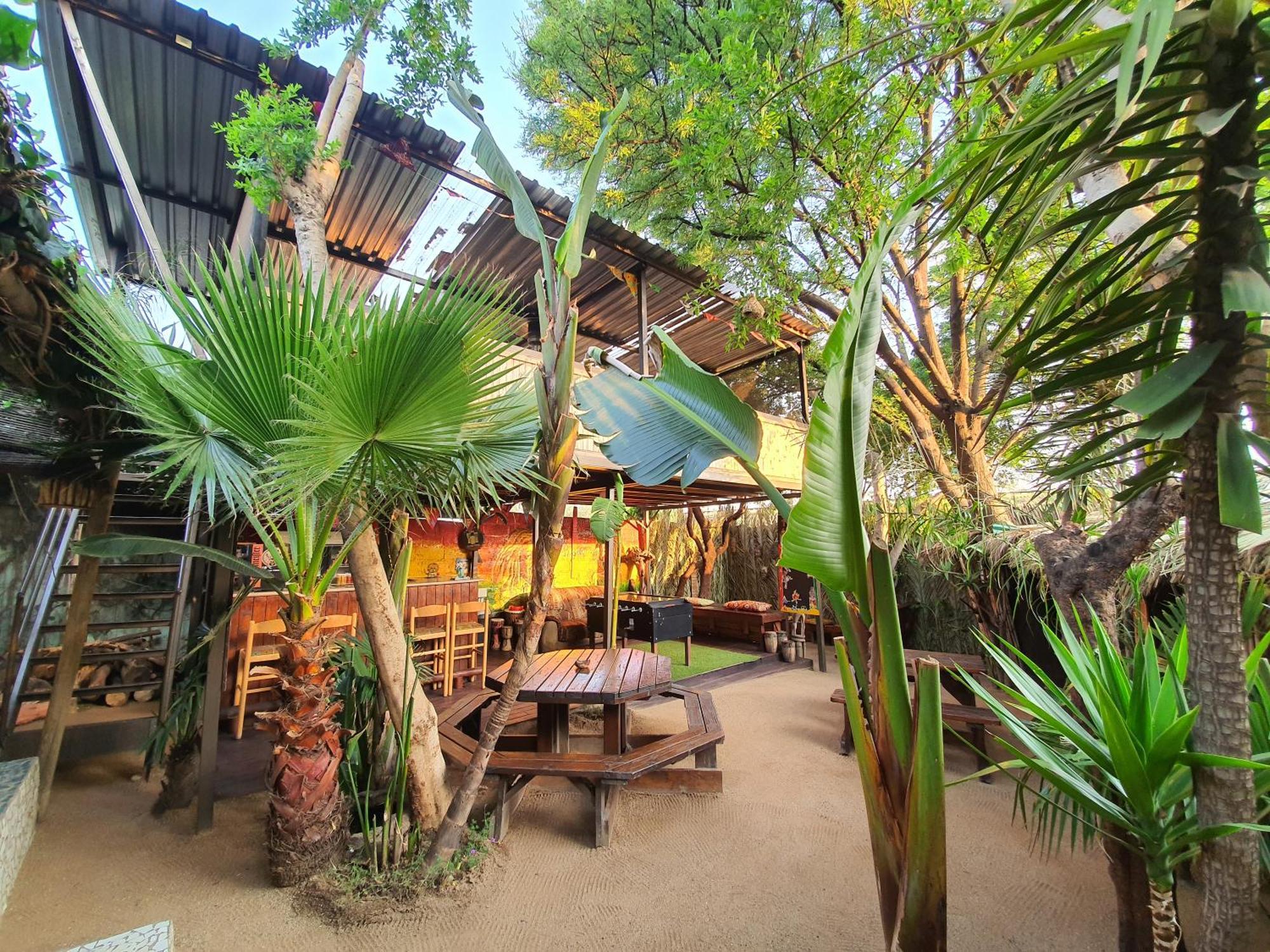 Hostel Lebo'S Soweto Backpackers Exterior foto